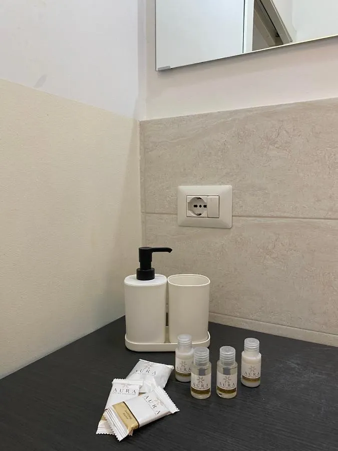 Milano Apartment - Navigli - Via Savona 0*,  İtalya